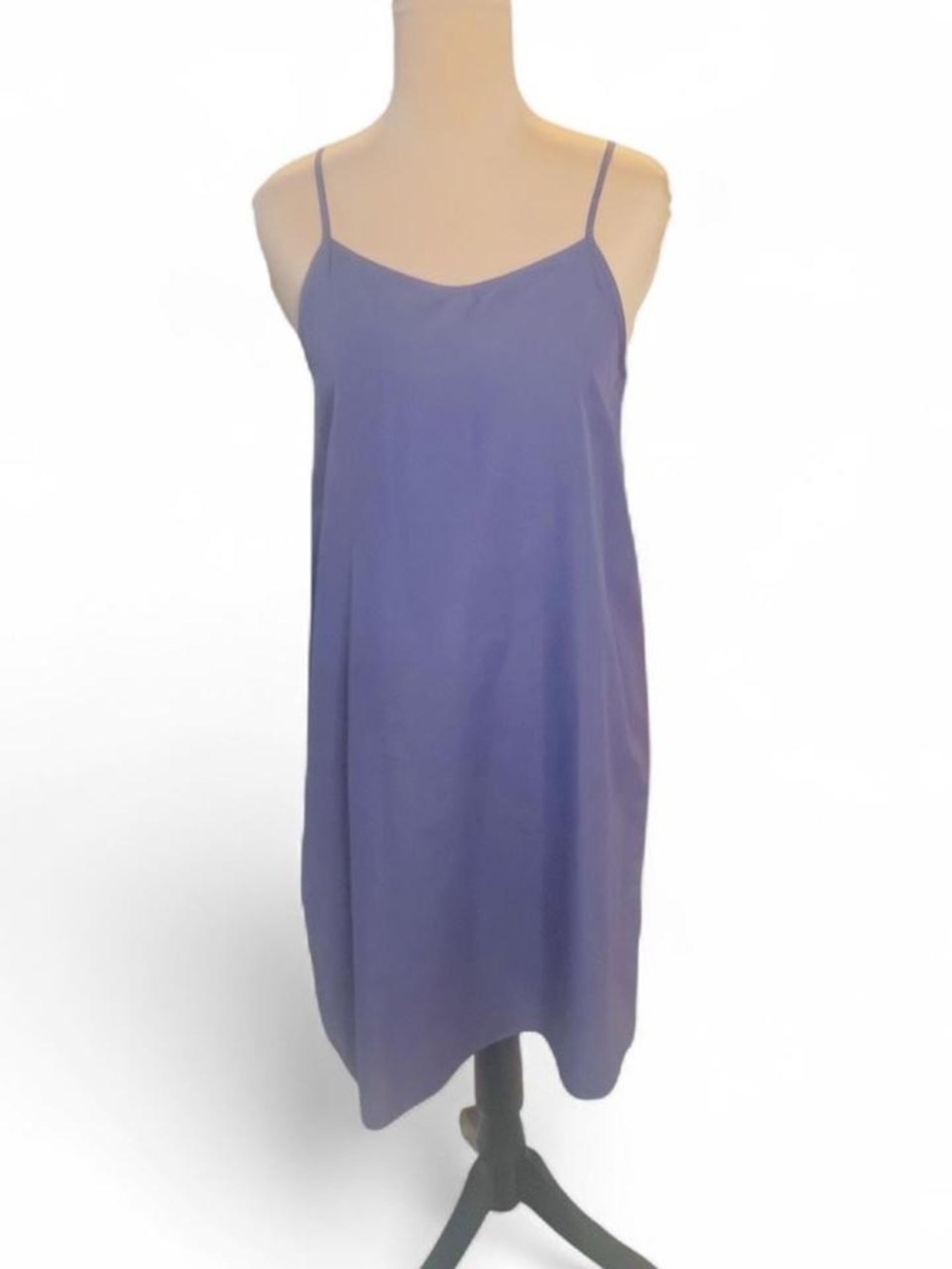 GAP Lavender Sheen Slip Dress with Adjustable Spaghetti Straps in Size XS.